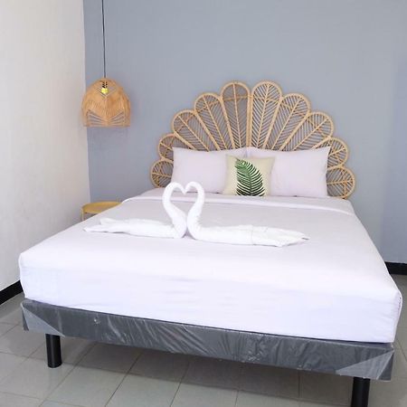Rarem Bed & Breakfast Μπαντάρ Λαμπούνγκ Εξωτερικό φωτογραφία