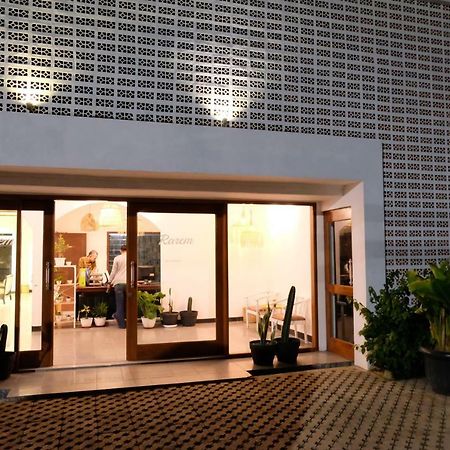 Rarem Bed & Breakfast Μπαντάρ Λαμπούνγκ Εξωτερικό φωτογραφία